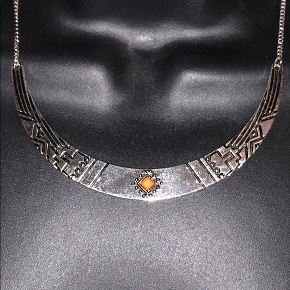 NEW Arizona adventure orange necklace & earrings. - Picture 2 of 4